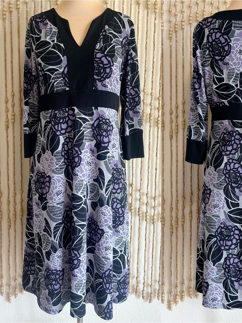 Apt. 9 Black Lavender Floral V-Neck Long Sleeve Business Casual Stretchy Midi L